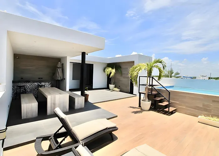 Modern For 2 With Rooftop Pool -